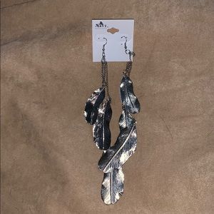 Navi Earrings